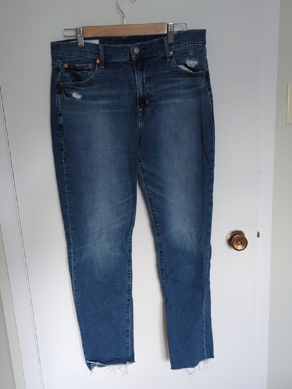 Gap - Girlfriend Mid Rise Jeans